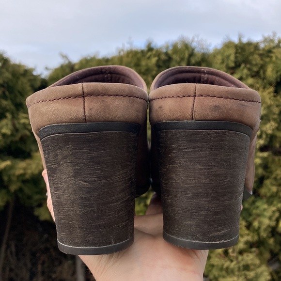 Clarks Collection Soft Cushion Chocolate Brown High Heel Mules Women’s Size 10M - Picture 3 of 11